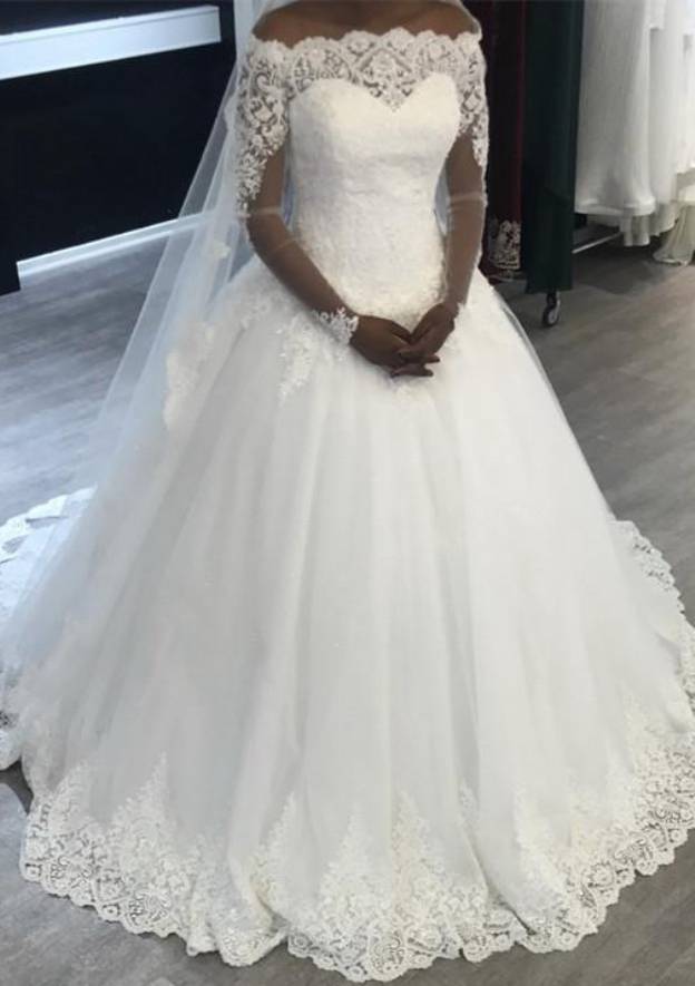 Ball Gown Off-the-Shoulder Full/Long Sleeve Court Train Tulle Wedding Dress With Lace Appliqued