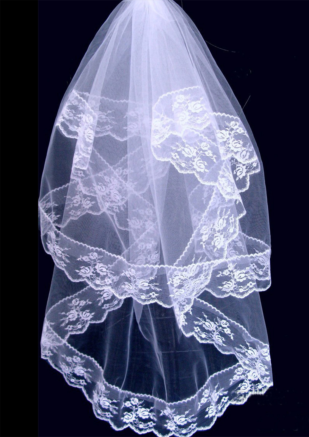 Tulle Lace Fingerlip-Length Bridal Veils