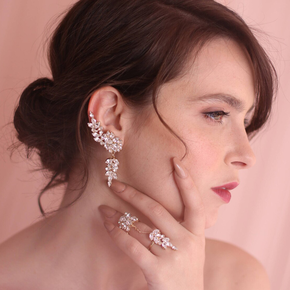 Ladies' Romantic Vintage Earrings