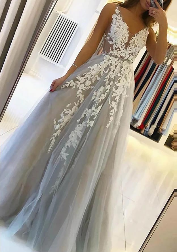 A-line V Neck Sleeveless Long/Floor Length Tulle Prom Dress With Beading Lace