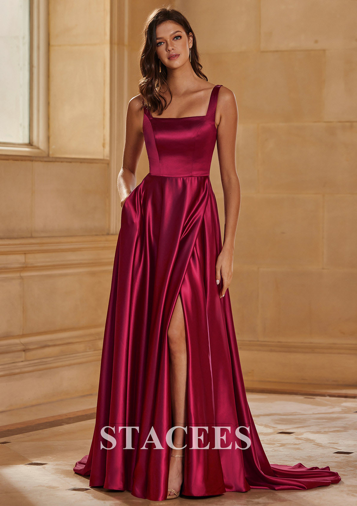 Bordeaux Trapèze carrée satin traîne balayage robe de bal  - STACEES