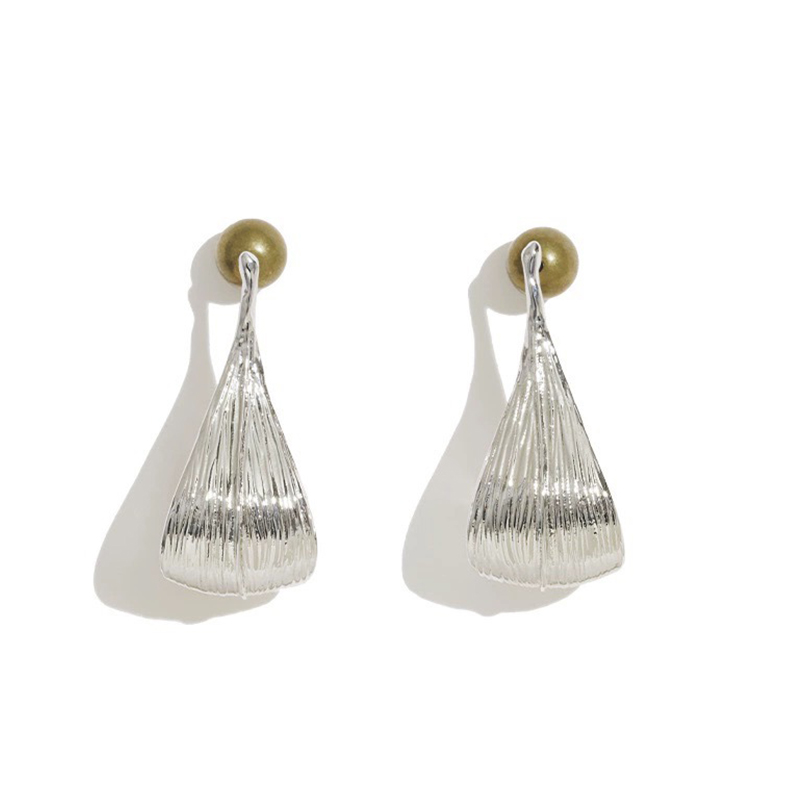 Chic Classic Elegant Ladies' Brass Earrings