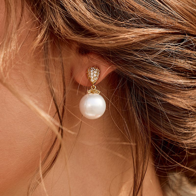 Attractive Chic Female Alloy Earrings with Cubic Zirconia Imitation Pearls