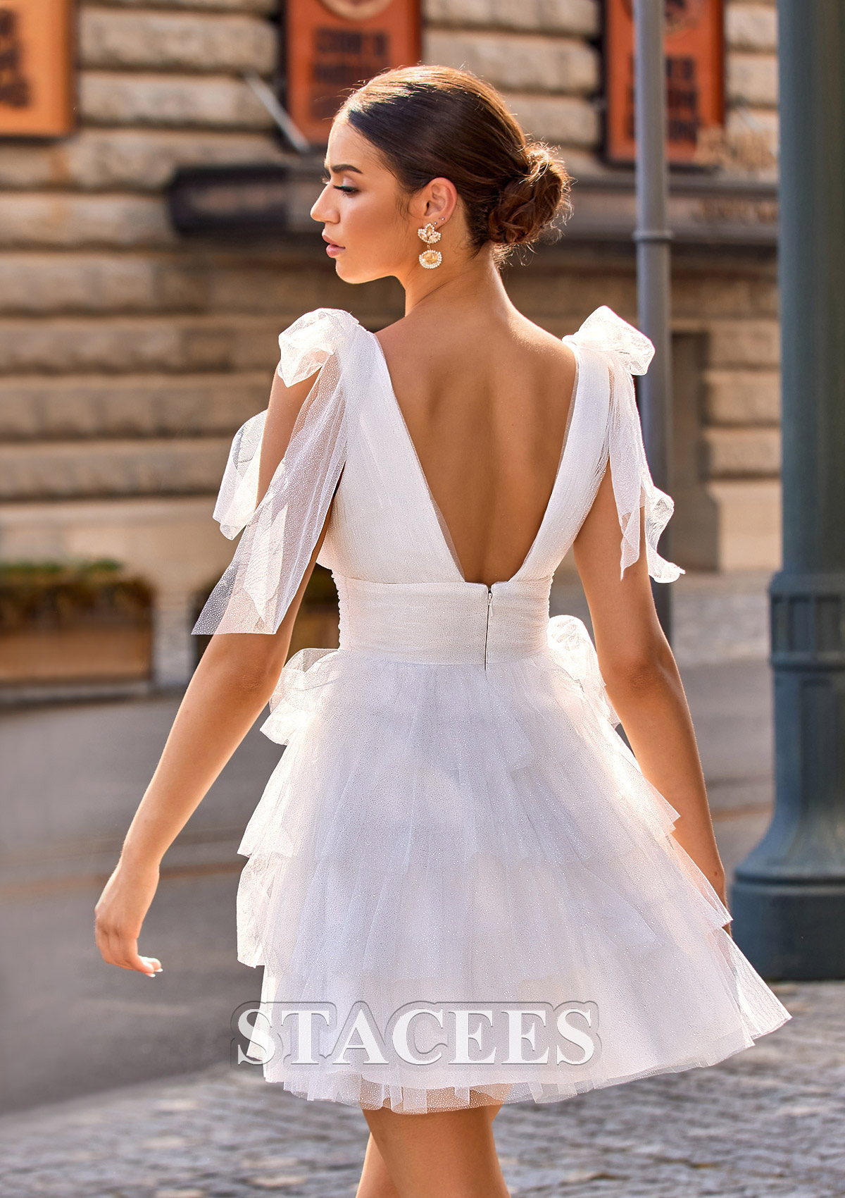 Marfil Vestido línea a escote en v tul corto/mini vestido para homecoming - STACEES