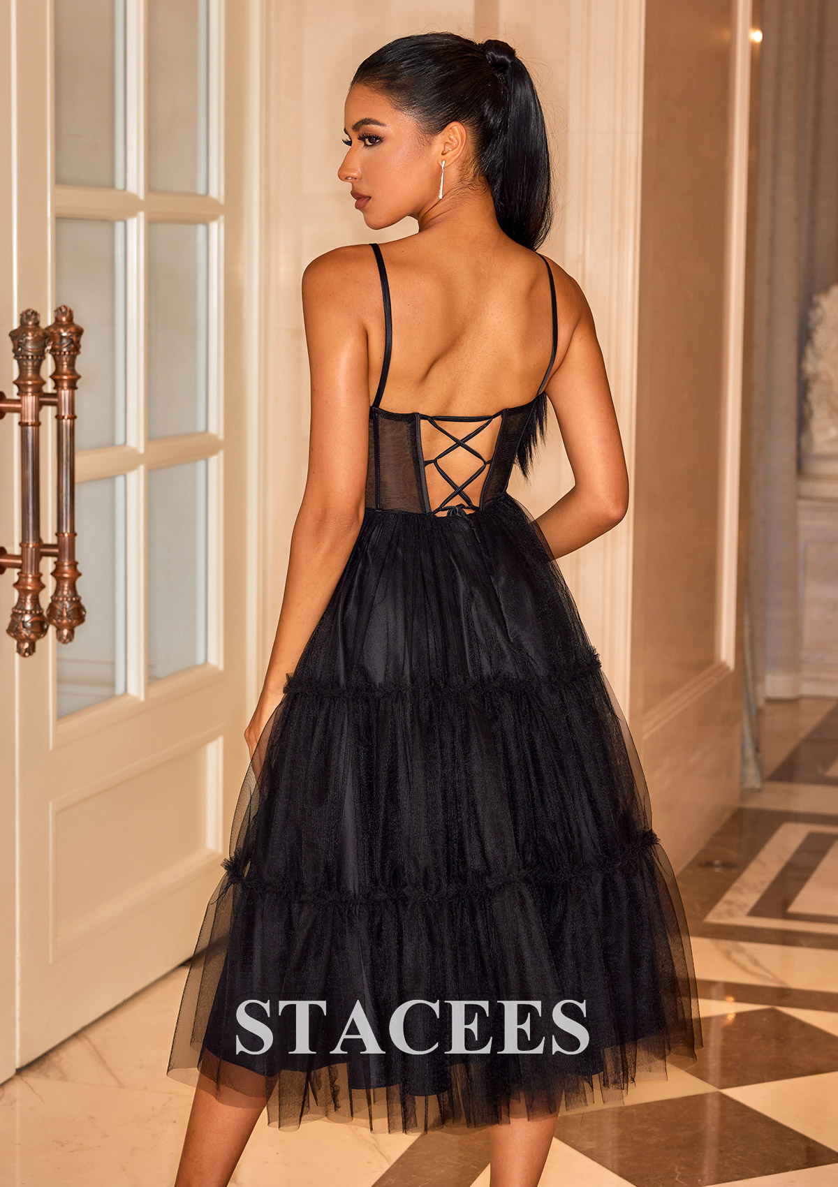 Black Vestido línea a cuello cuadrado tul hasta la tibia vestido para homecoming - STACEES