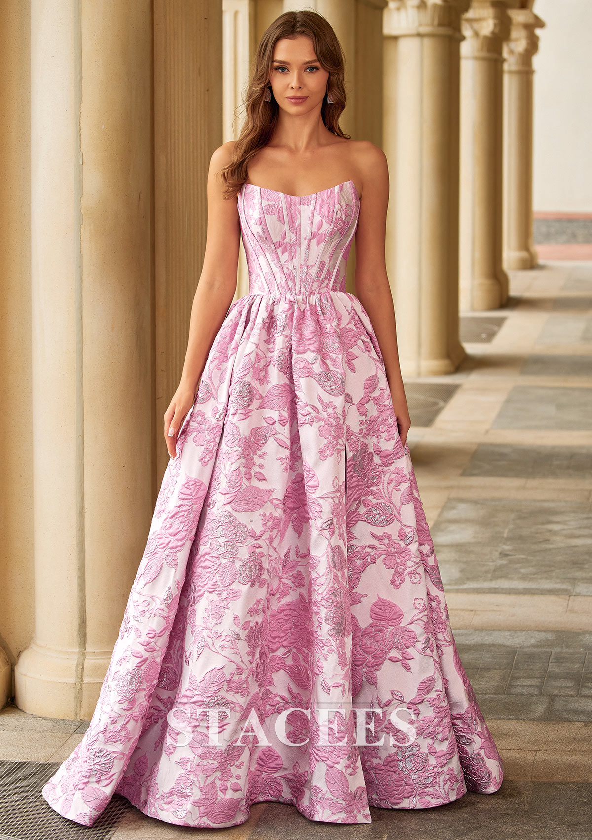Floral rose bonbon Trapèze scoop brocart traîne balayage robe de bal avec fendue imprimé floral - STACEES