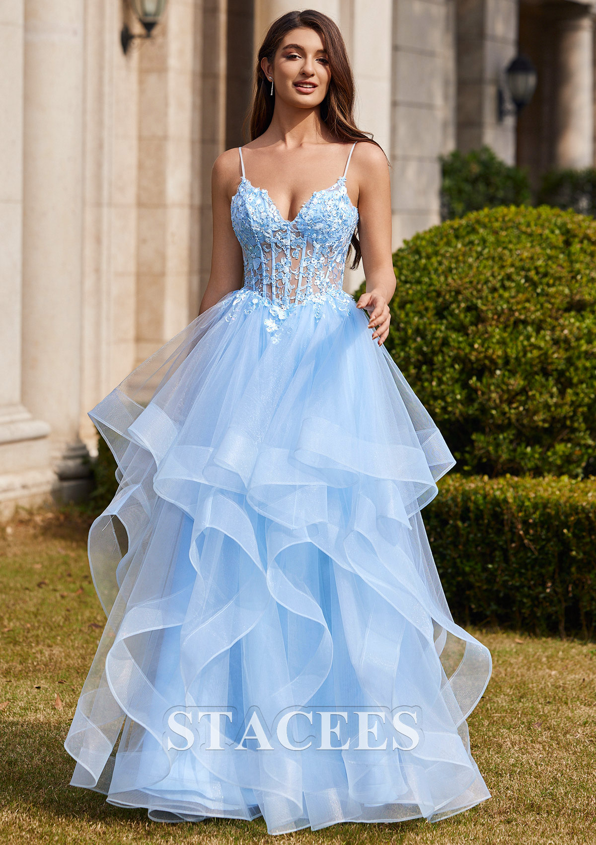 Bleu Ciel Robe marquise col en v tulle traîne balayage robe de bal - STACEES