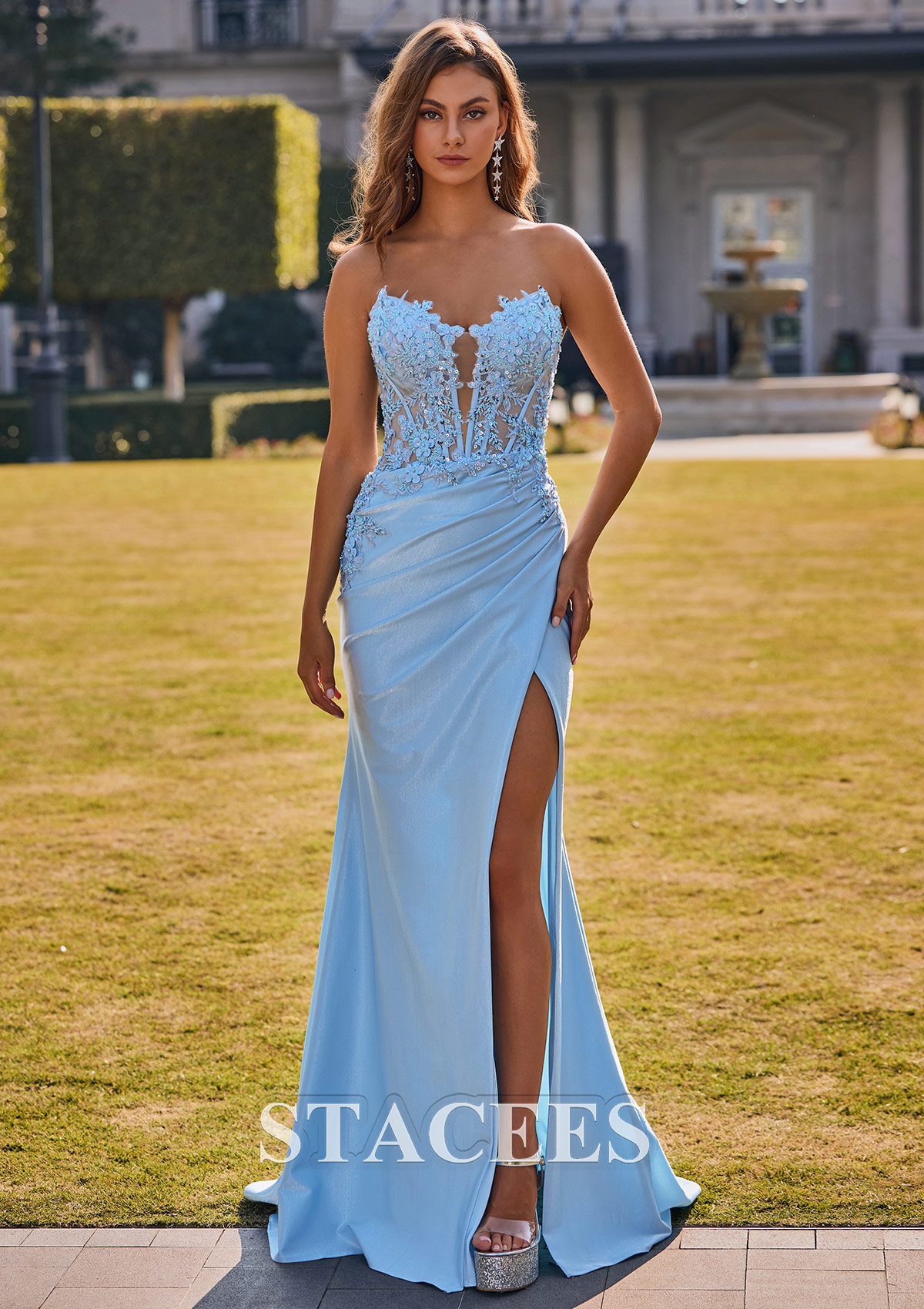 Azul Claro Corte trompeta/sirena escote en v tejer cola de barrido vestido de graduación - STACEES