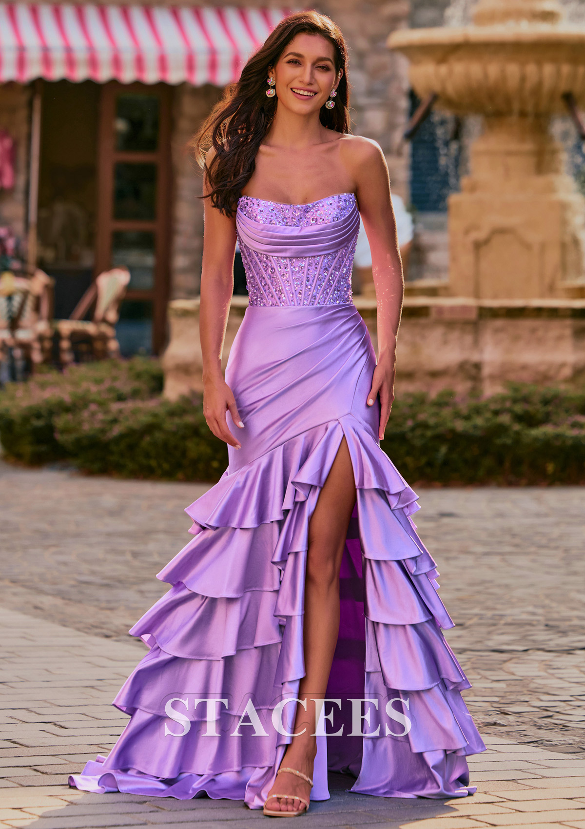 Lilas Trumpette/Sirène bateau soie comme du satin traîne balayage robe de bal avec volants paillettes fendue - STACEES
