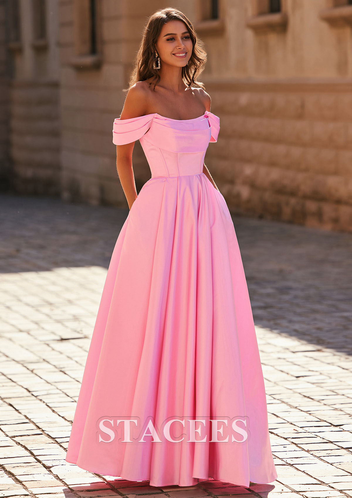 Rose Bonbon Trapèze épaule dénudée satin ras du sol robe de bal  - STACEES