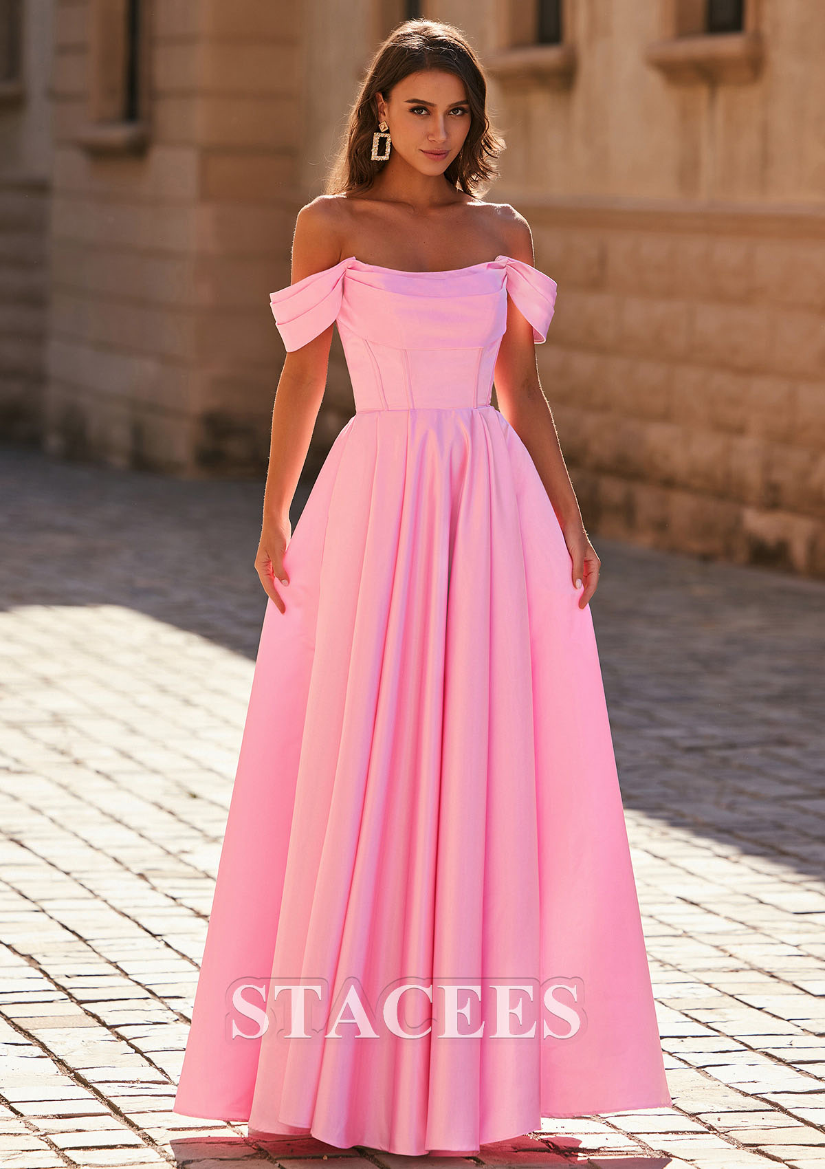 Rose Bonbon Trapèze épaule dénudée satin ras du sol robe de bal  - STACEES